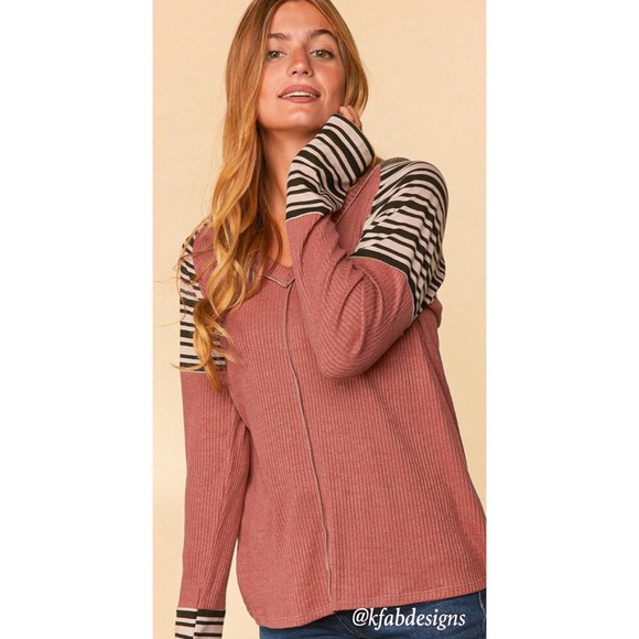 ❤️LAST! V Neck Banded Sweater Top, Color Block, Raglan with Thumb Hole! - Picture 5 of 9